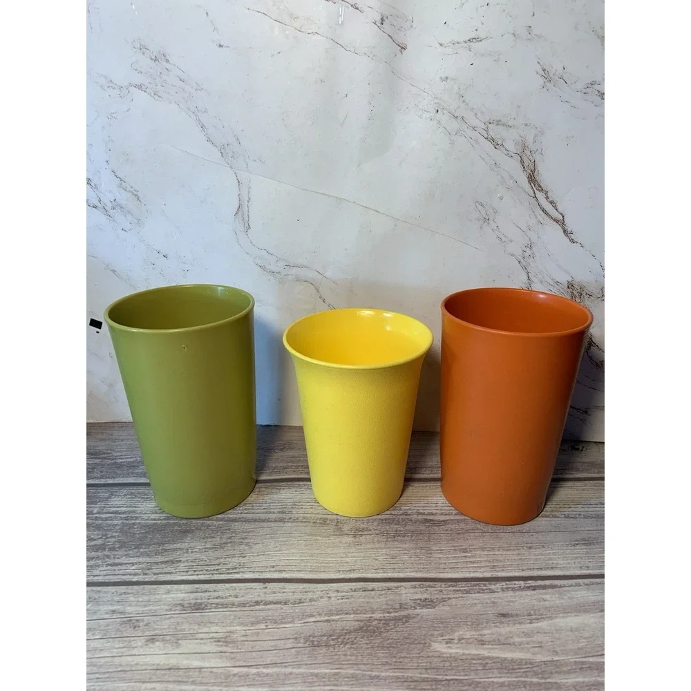 Vintage Set Of 3 8oz Tupperware Harvest Tumblers Cups 1320‎ Great Shape